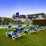 فندق Kyriad Deauville - St Arnoult 3*