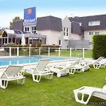 فندق Kyriad Deauville - St Arnoult