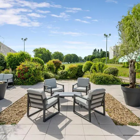 Kyriad Deauville - St Arnoult Hotel