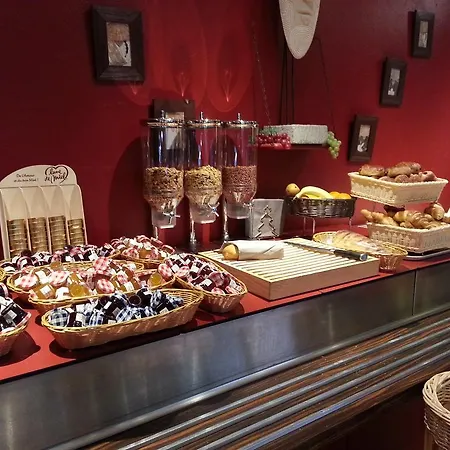 Kyriad Deauville - St Arnoult Hotel 3*