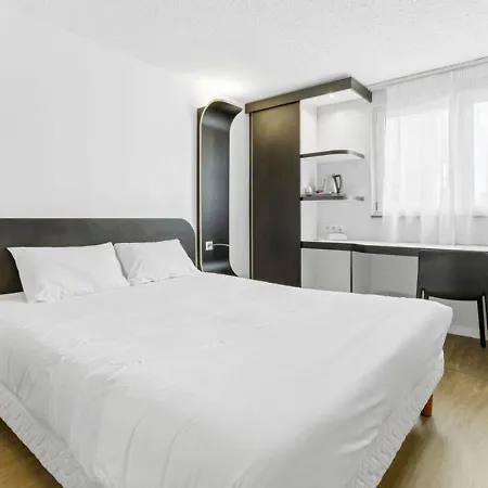 Kyriad Deauville - St Arnoult