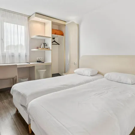 Kyriad Deauville - St Arnoult Ξενοδοχείο 3*