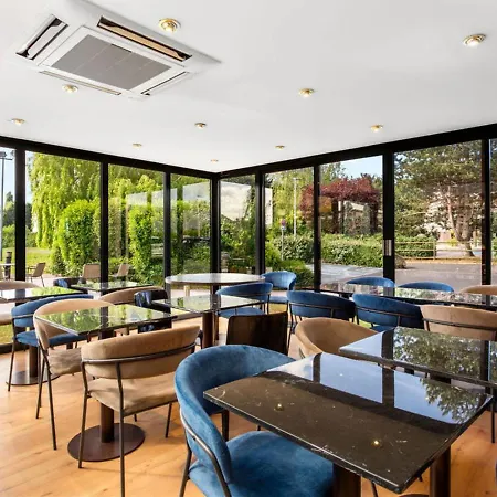 基里亚德德维勒圣阿尔努特酒店 酒店 圣阿尔努