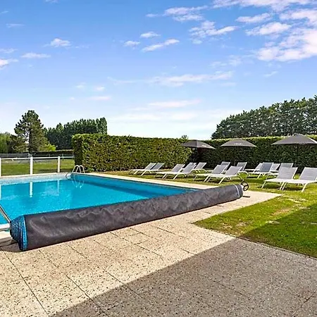 Kyriad Deauville - St Arnoult Hotel 3*