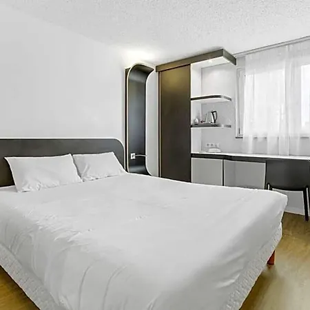 Kyriad Deauville - St Arnoult Hotel 3*