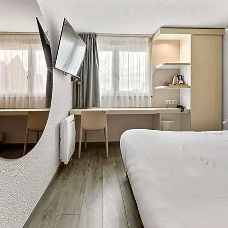 Kyriad Deauville - St Arnoult Hotel 3*