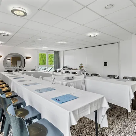 Kyriad Deauville - St Arnoult فندق سانت أرنولت