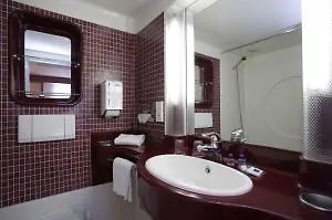 Kyriad Deauville - St Arnoult Ξενοδοχείο Saint-Arnoult (Calvados)