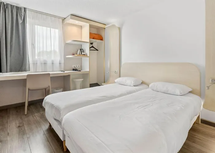 Kyriad Deauville - St Arnoult Hotel 3*