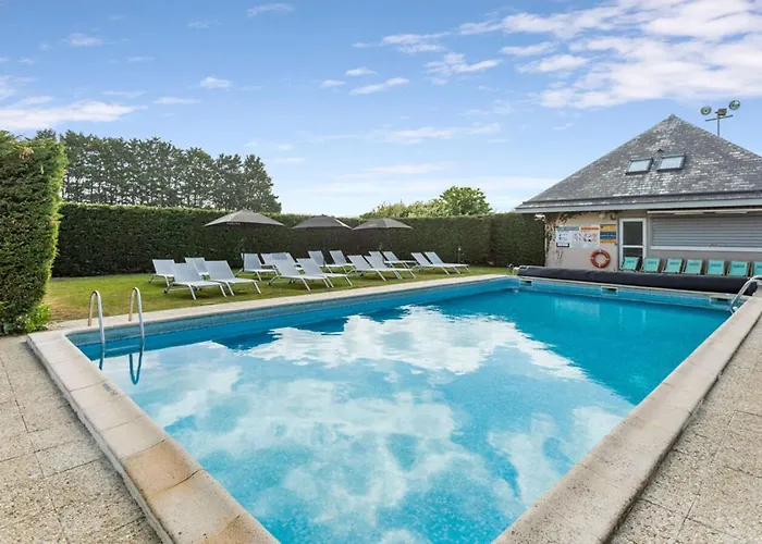 Hotel Kyriad Deauville - St Arnoult