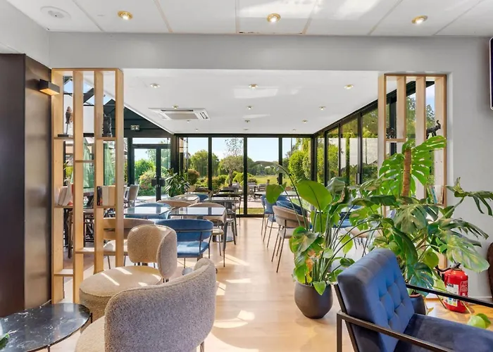 Kyriad Deauville - St Arnoult 3*